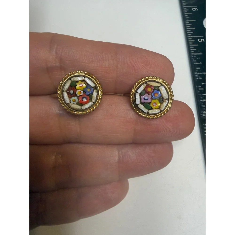 Vintage Italian Micro Mosaic Floral Screw Back Earrings Gold Tone Round Petite
